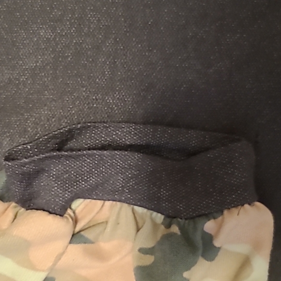 Womans top - Picture 3 of 5